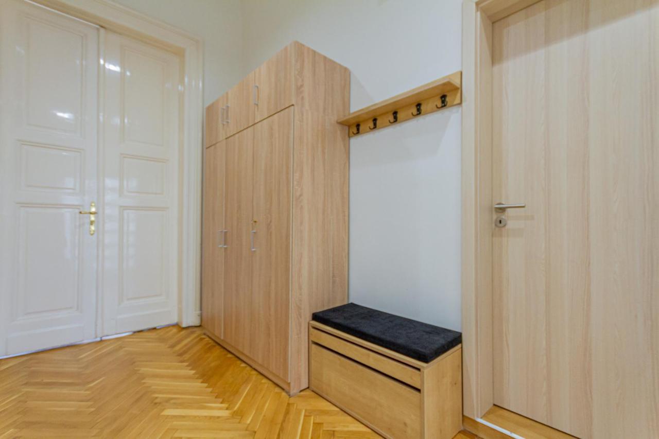 Supercentral Boutique Suite Budapest Exteriör bild